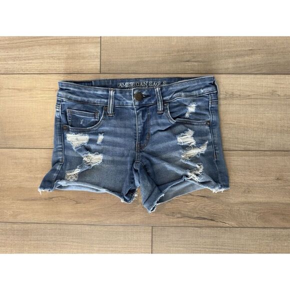 American Eagle Outfitters Pants - American Eagle Outfitters stretchy distressed denim Jean shorts 6 Women’s